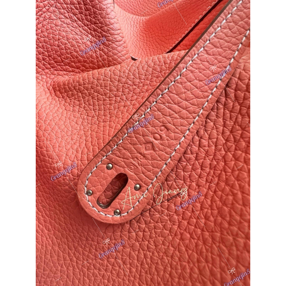 HERMES Lindy 34 Shoulder Bag Taurillon Clemence Crevette Palladium hardware - Picture 9 of 16